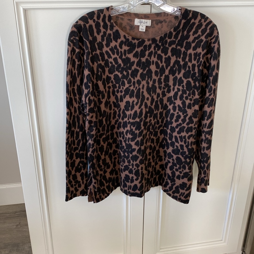 Leopard print sweater